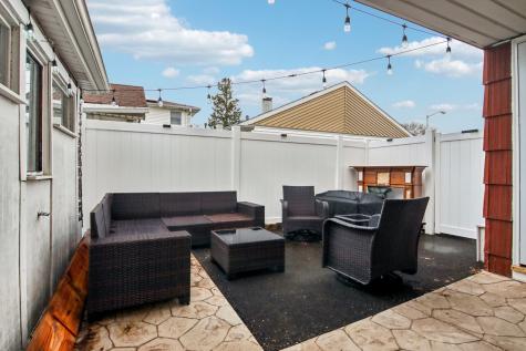 4552 West 89th Street Hometown IL 60456