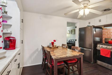 4552 West 89th Street Hometown IL 60456
