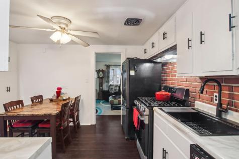 4552 West 89th Street Hometown IL 60456