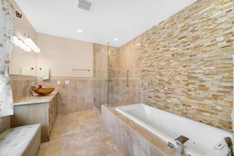 1N424 Indian Knoll Road West Chicago IL 60185