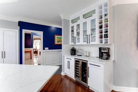 1N424 Indian Knoll Road West Chicago IL 60185