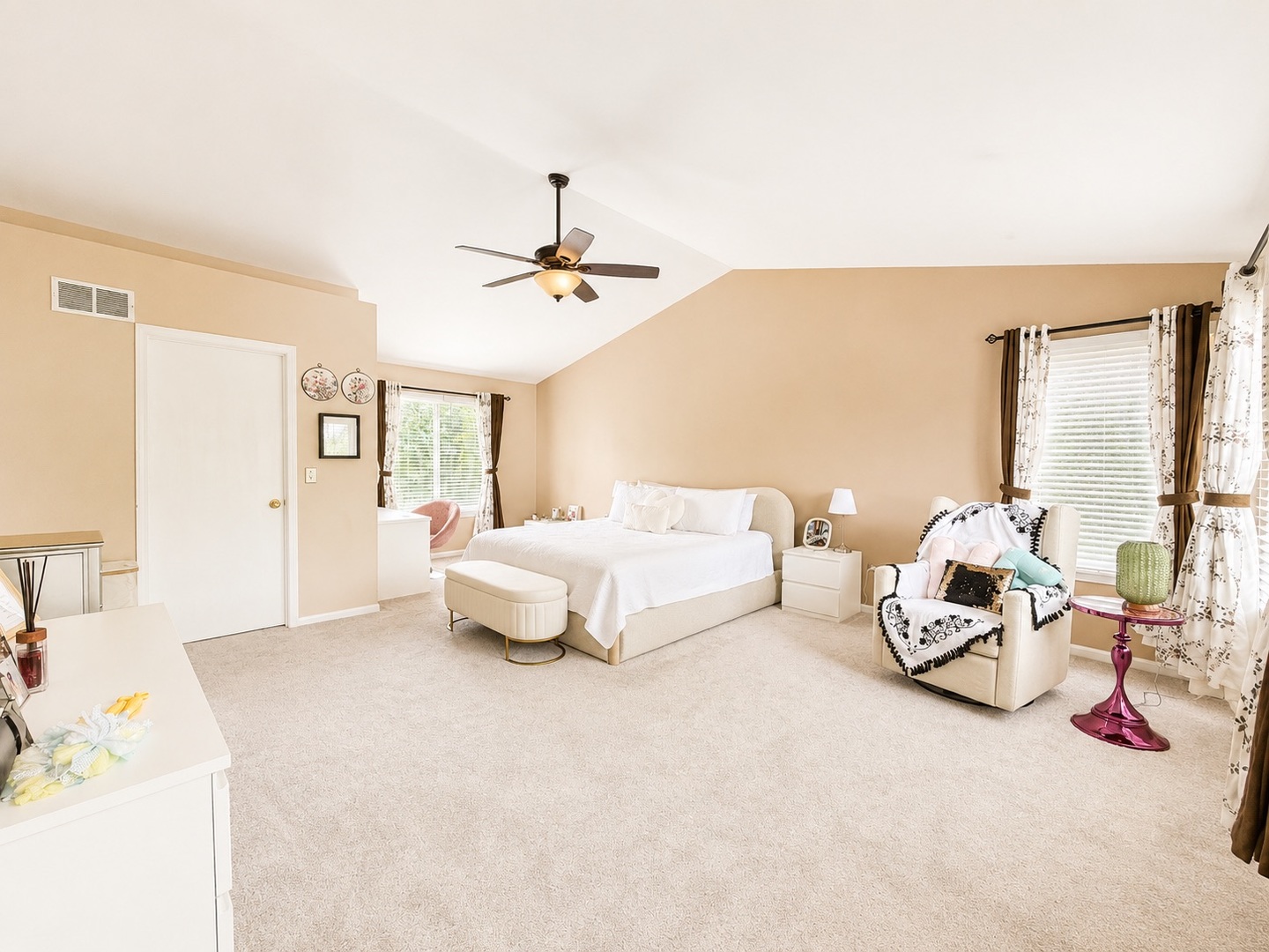 1969 Baldwin Way Bolingbrook IL 60490