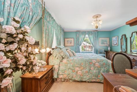 6731 South Cregier Avenue Chicago IL 60649