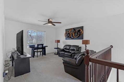 377 Locksley Drive Streamwood IL 60107