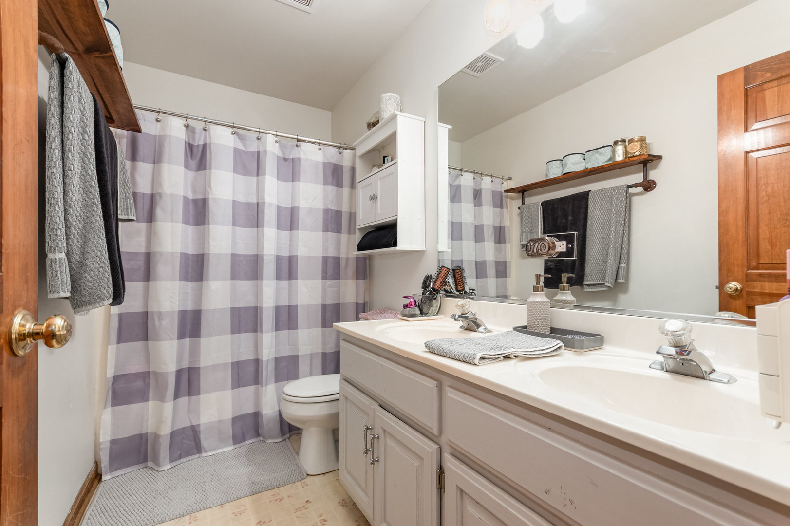 3467 Charlemaine Drive Aurora IL 60504