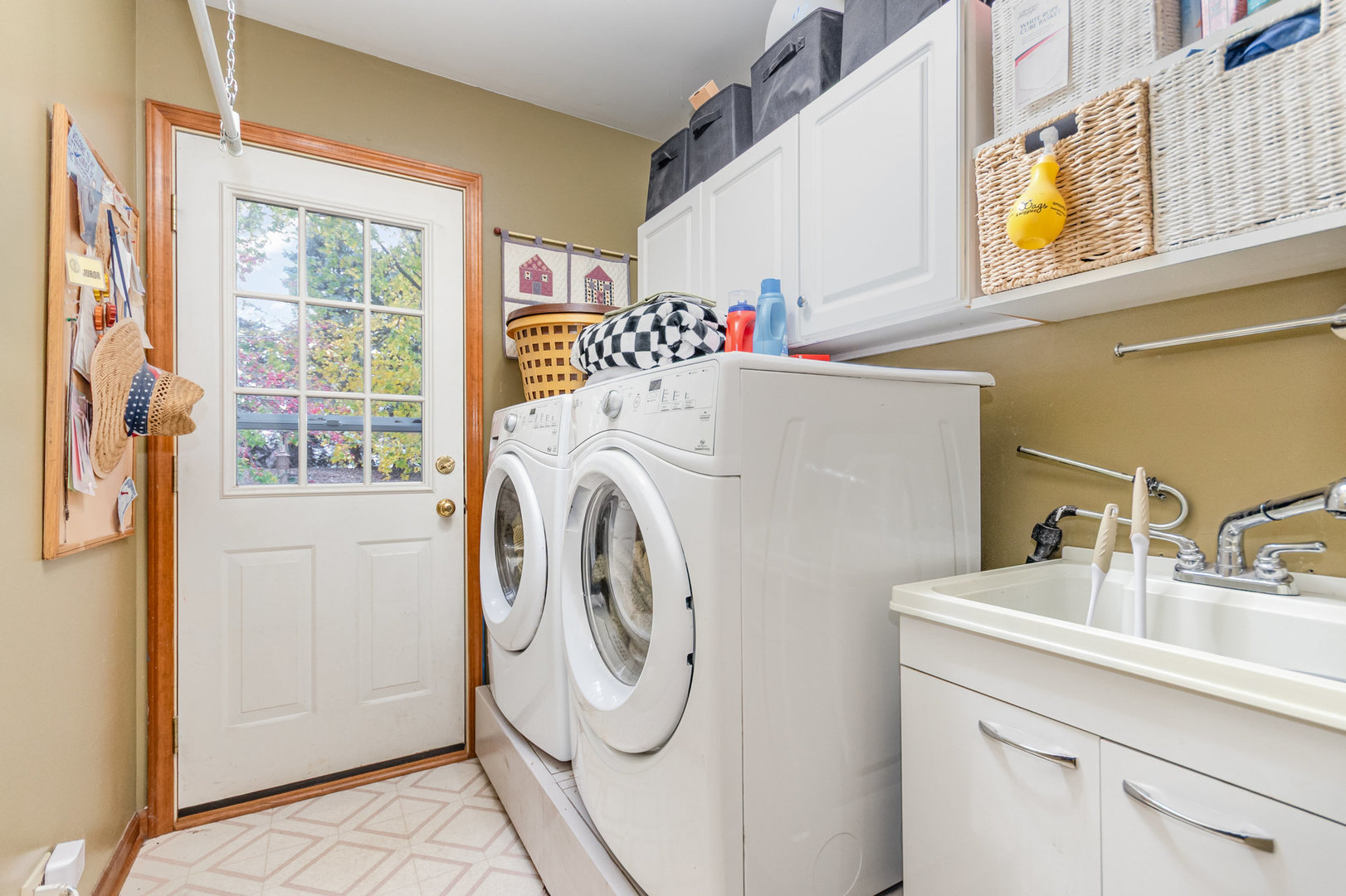 3467 Charlemaine Drive Aurora IL 60504