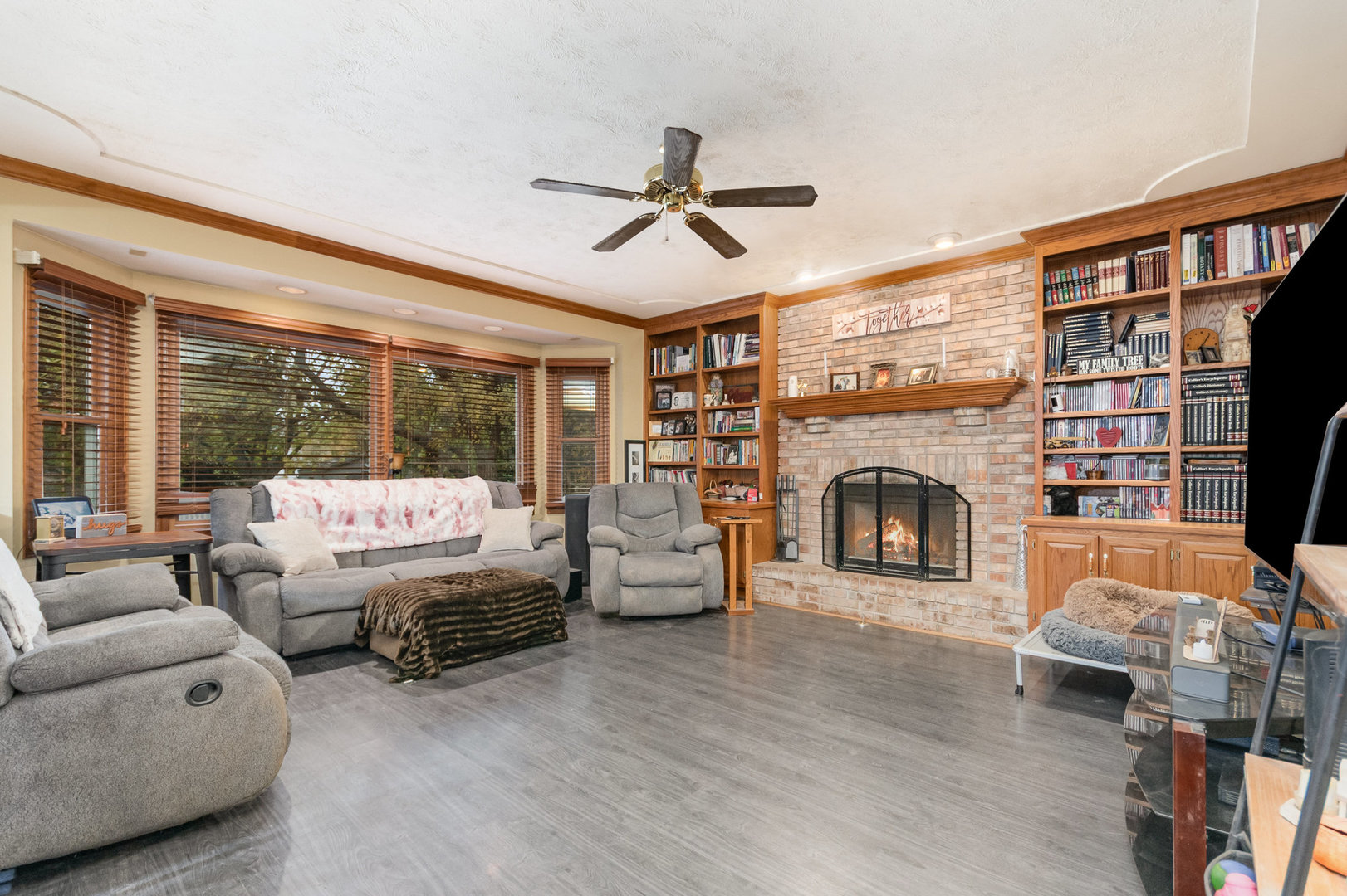 3467 Charlemaine Drive Aurora IL 60504