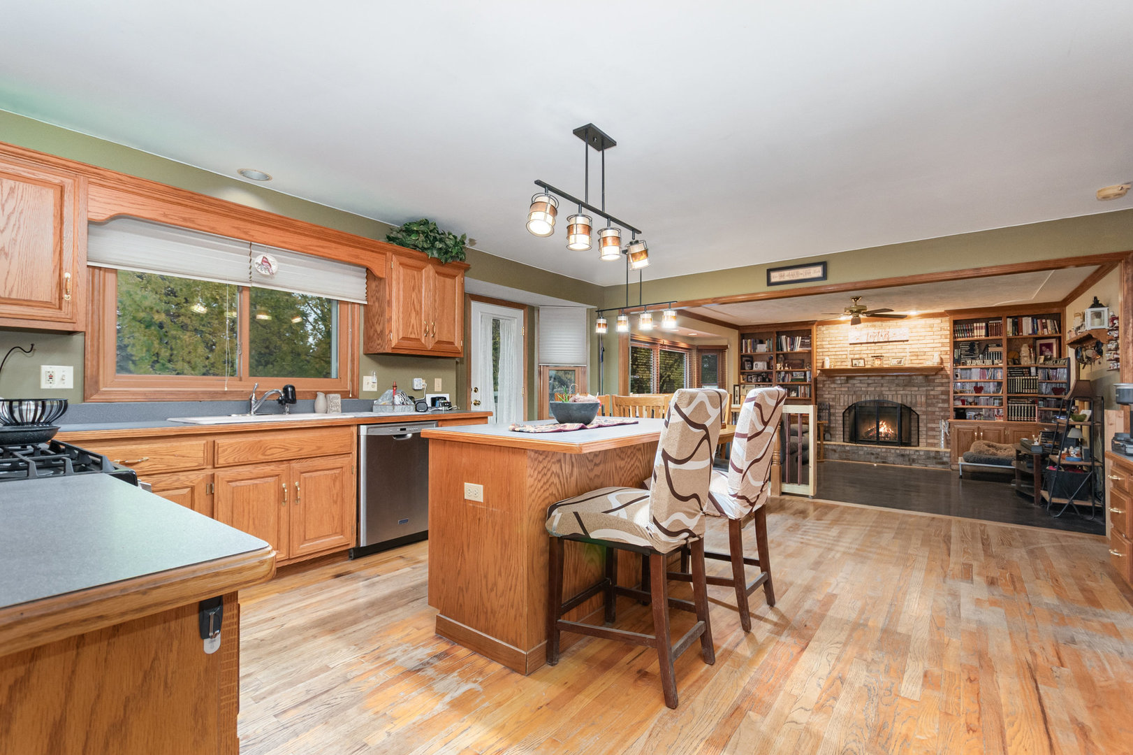 3467 Charlemaine Drive Aurora IL 60504