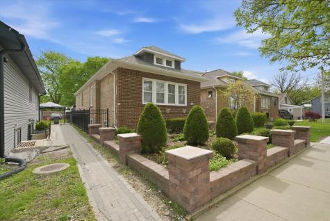 1715 Hartrey Avenue Evanston IL 60201