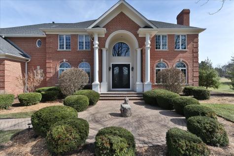 5N523 East Lakeview Circle St. Charles IL 60175