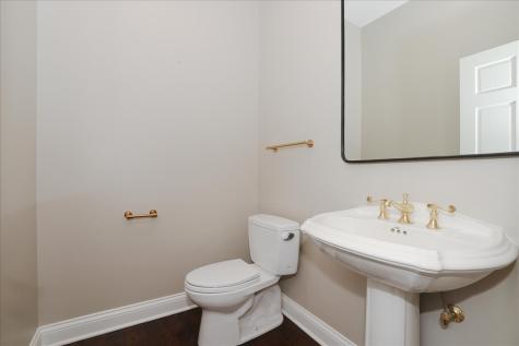 5N523 East Lakeview Circle St. Charles IL 60175