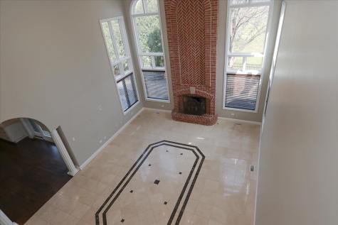 5N523 East Lakeview Circle St. Charles IL 60175