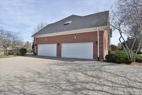 5N523 East Lakeview Circle St. Charles IL 60175