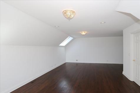 5N523 East Lakeview Circle St. Charles IL 60175