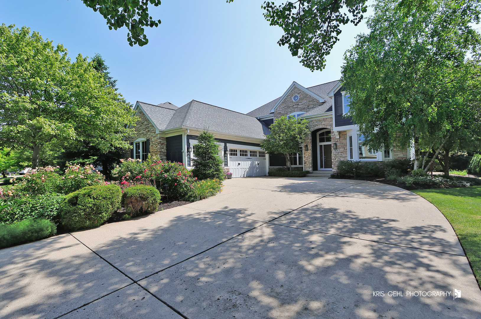 905 Burnham Court Aurora IL 60502