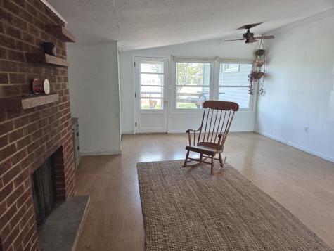 313 South Mckinley Street Mansfield IL 61854