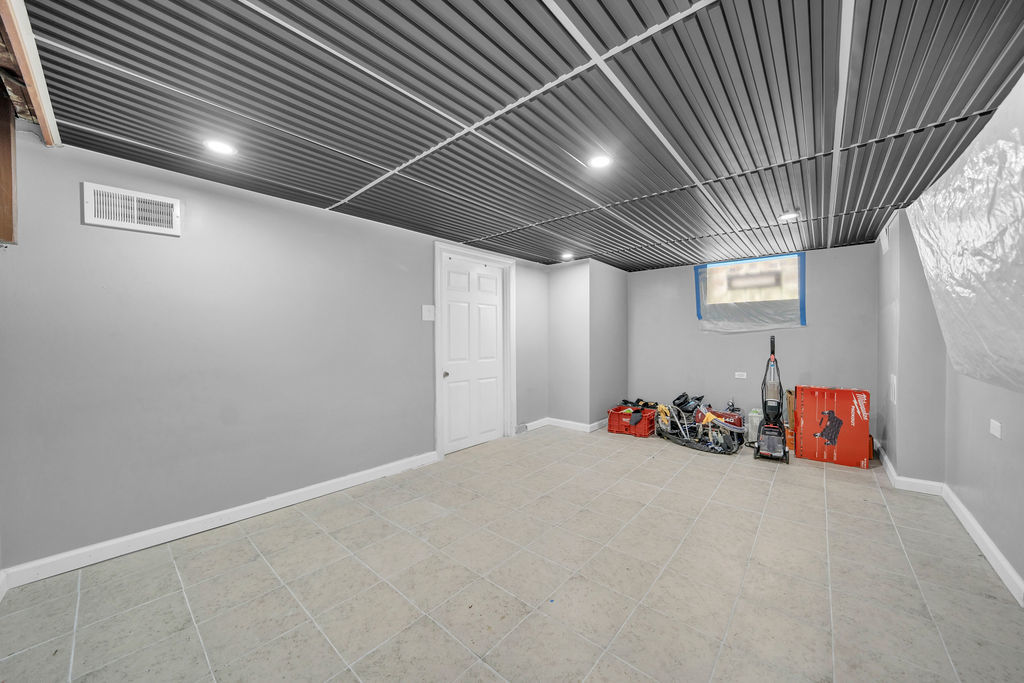5123 South Avers Avenue Chicago IL 60632