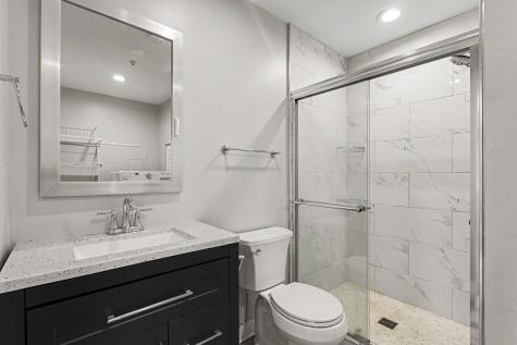 8 Greenvale Road SE Vernon Hills IL 60061