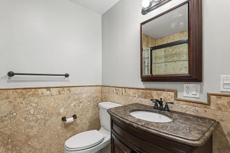 8 Greenvale Road SE Vernon Hills IL 60061