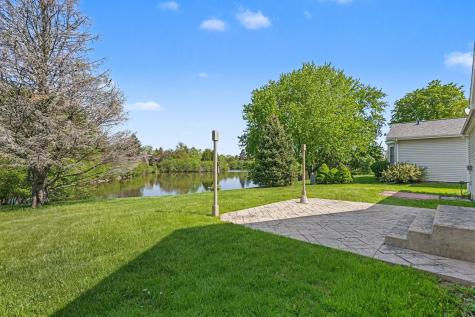 8 Greenvale Road SE Vernon Hills IL 60061