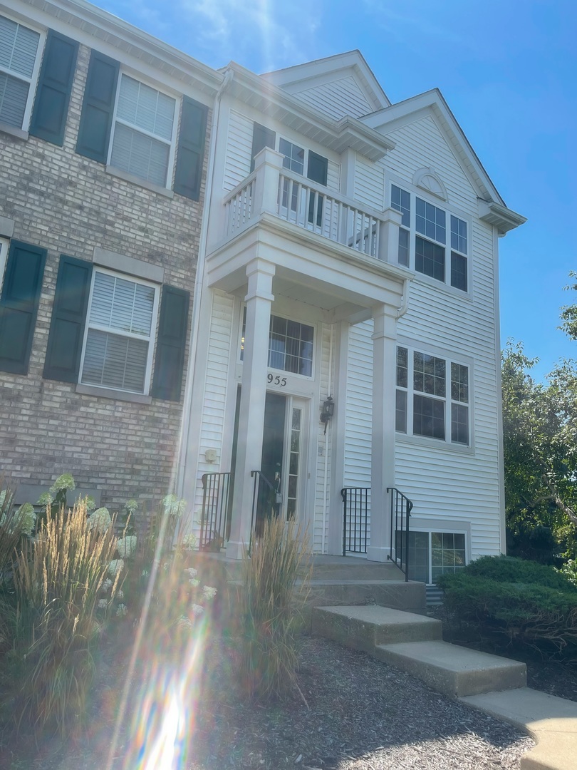 955 Emerald Drive Pingree Grove IL 60140
