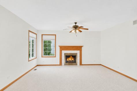 360 Thomas Drive West Chicago IL 60185