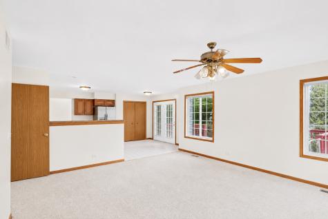 360 Thomas Drive West Chicago IL 60185