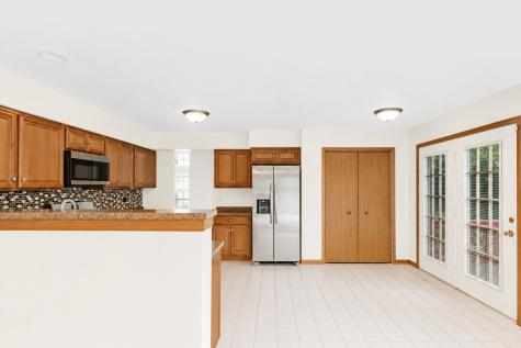 360 Thomas Drive West Chicago IL 60185