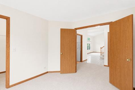 360 Thomas Drive West Chicago IL 60185