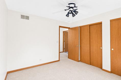 360 Thomas Drive West Chicago IL 60185