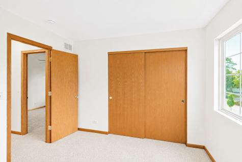 360 Thomas Drive West Chicago IL 60185