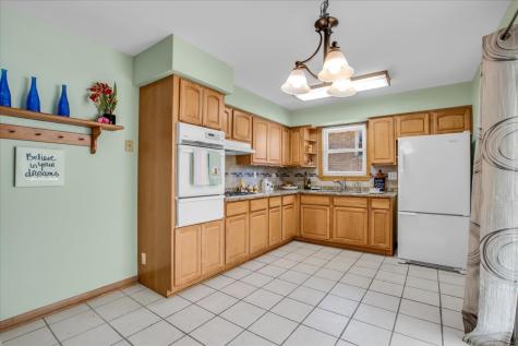 7924 74TH Place Bridgeview IL 60455