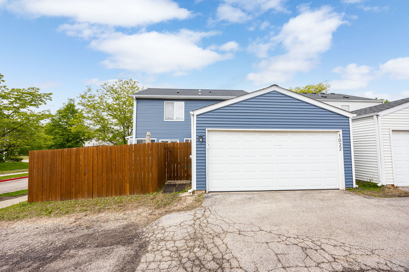 1022 Symphony Drive Aurora IL 60504