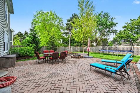 17364 West Westwind Drive Gurnee IL 60031