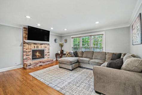 17364 West Westwind Drive Gurnee IL 60031