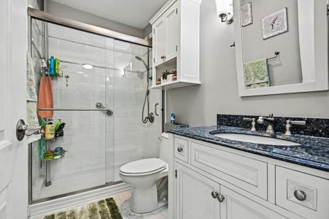 17364 West Westwind Drive Gurnee IL 60031