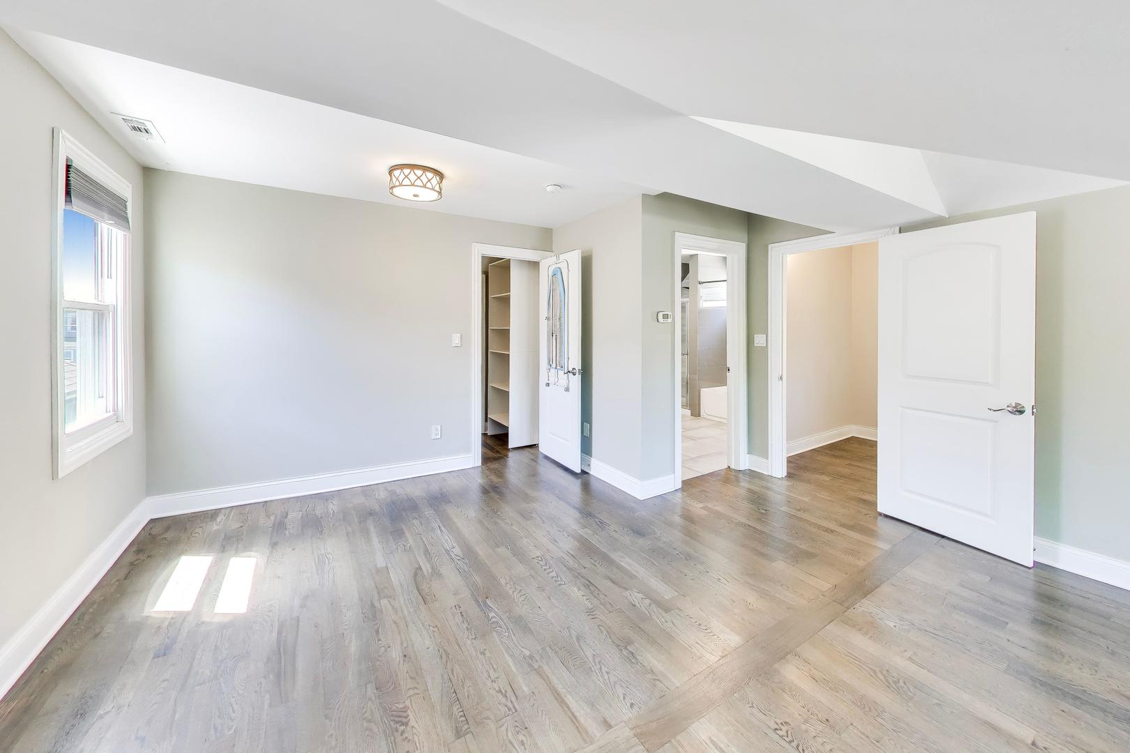 4046 North Major Avenue Chicago IL 60634