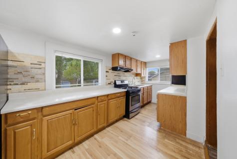 814 South 11th Avenue Maywood IL 60153