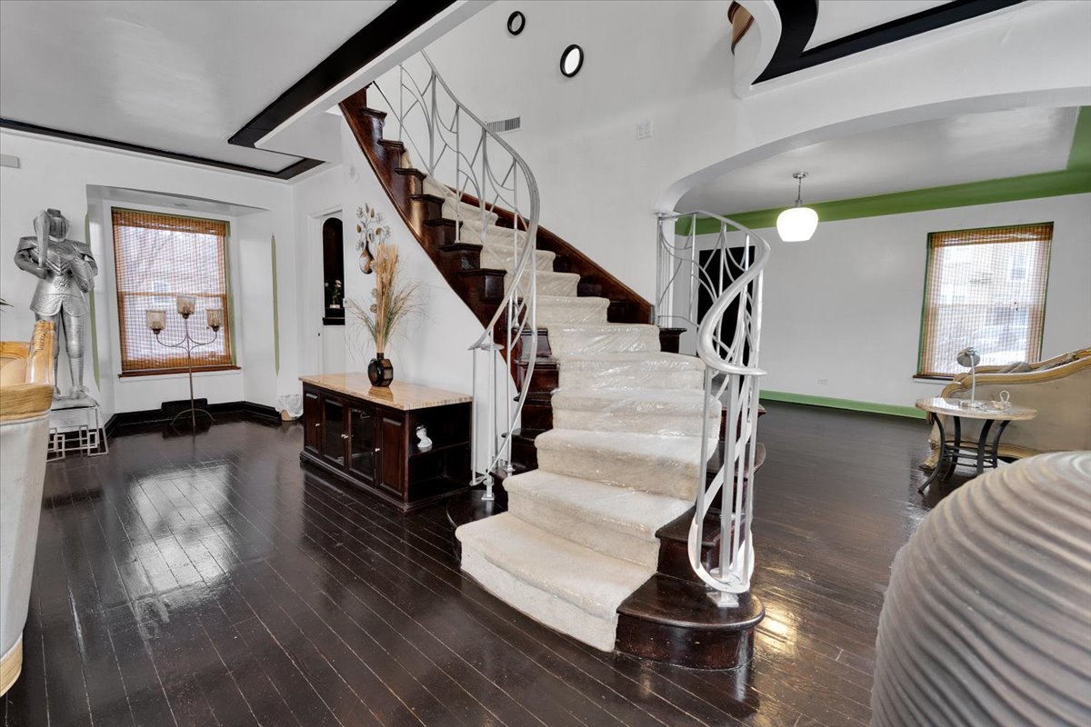 7545 South Carpenter Street Chicago IL 60620