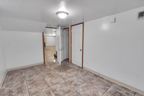 7545 South Carpenter Street Chicago IL 60620