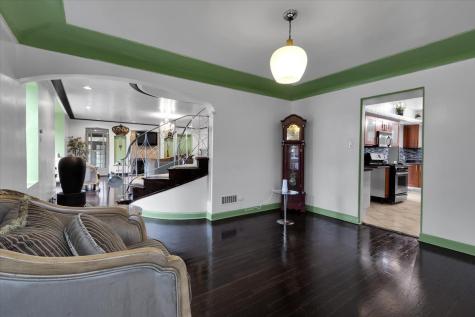 7545 South Carpenter Street Chicago IL 60620