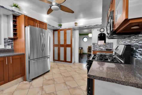 7545 South Carpenter Street Chicago IL 60620