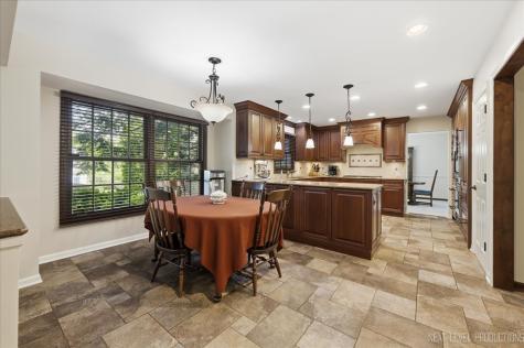 530 Olesen Drive Naperville IL 60540