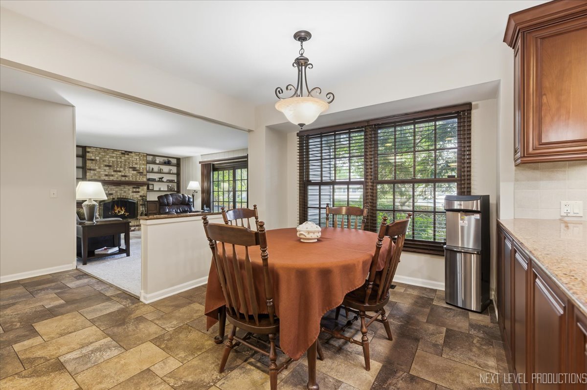 530 Olesen Drive Naperville IL 60540