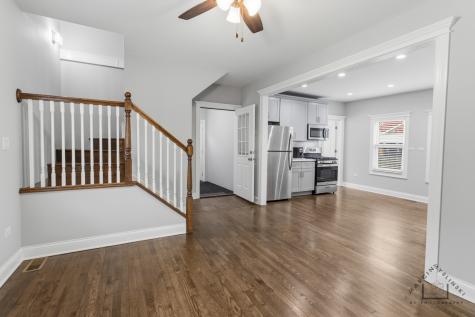5010 West Newport Avenue Chicago IL 60641