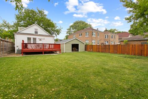 5010 West Newport Avenue Chicago IL 60641