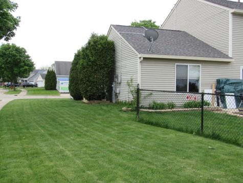 1418 Ridge Road South Elgin IL 60177