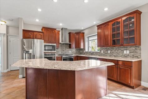 1 Windsong Way Bloomington IL 61704