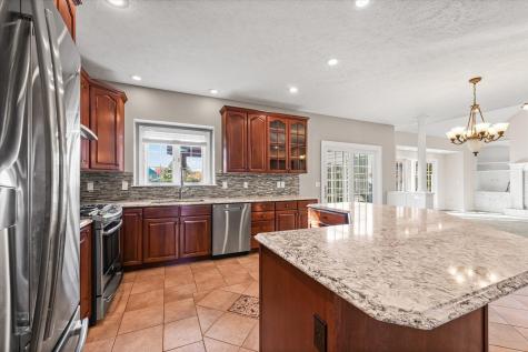 1 Windsong Way Bloomington IL 61704