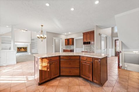 1 Windsong Way Bloomington IL 61704